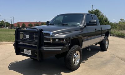 2002 Dodge Ram SLT