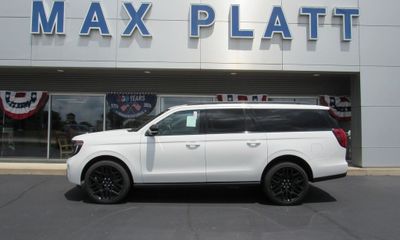 2027 Ford Expedition MAX Platinum