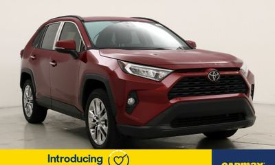 2019 Toyota RAV4 XLE Premium