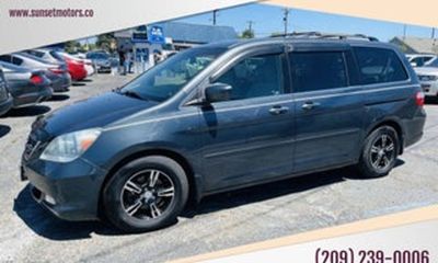 2005 Honda Odyssey With Leather
