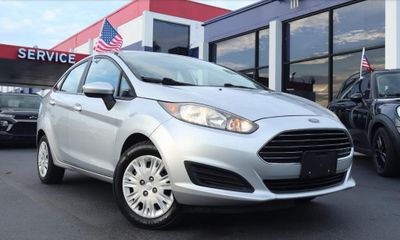 2016 Ford Fiesta S