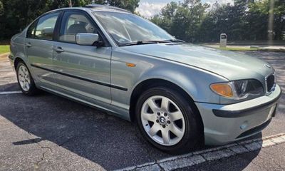 2003 BMW 325i SA