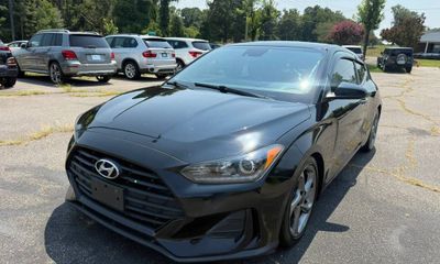 2019 Hyundai Veloster 2 0L AND