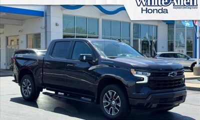 2024 Chevrolet Silverado RST