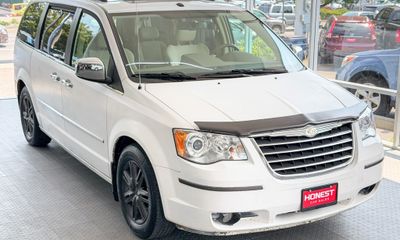 2008 Chrysler Town AND Country Limited