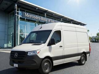 2025 Mercedes-Benz Sprinter 907 VS30