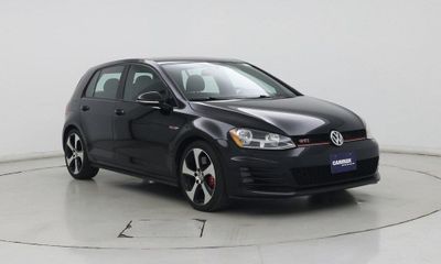 2016 Volkswagen Golf GTI 2 0T Base