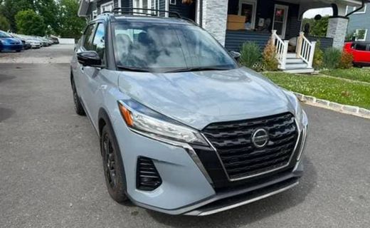 2021 Nissan Kicks SR