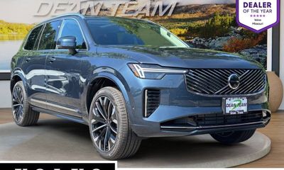 2026 Volvo XC90 Plus Bright