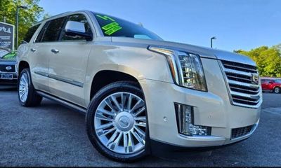2017 Cadillac Escalade Platinum
