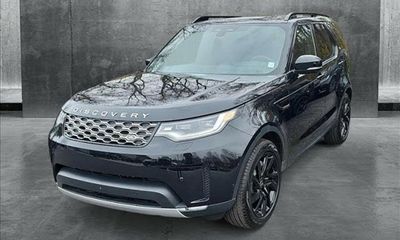 2025 Land Rover Discovery P300 S