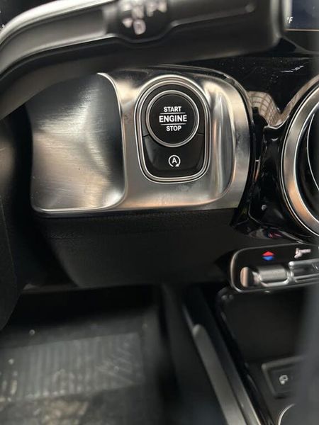 2020 Mercedes Benz Glb Class — a typically priced live listing