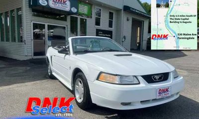 2000 Ford Mustang Base