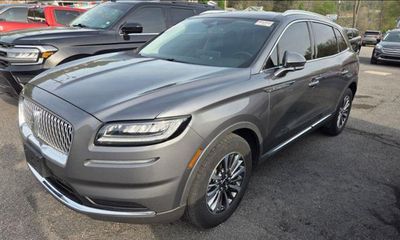 2022 Lincoln Nautilus Reserve