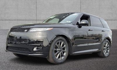 2026 Land Rover Range Sport P460E Dynamic SE