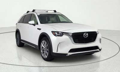 2024 Mazda CX-90 Premium Package