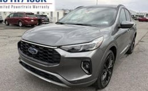 2023 Ford Escape ST Line Elite