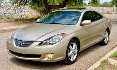 2004 Toyota Camry Solara SE