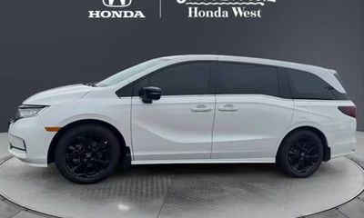 2024 Honda Odyssey Sport