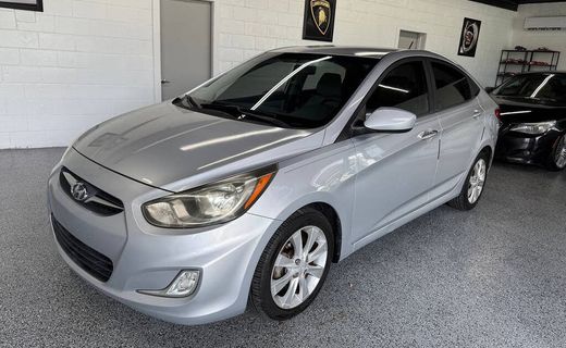 2012 Hyundai Accent GLS
