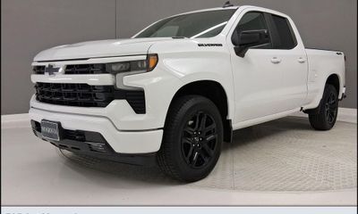 2025 Chevrolet Silverado RST