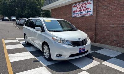 2016 Toyota Sienna XLE