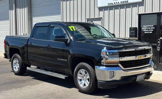 2017 Chevrolet Silverado LT