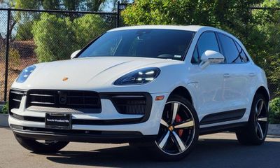 2026 Porsche Macan S