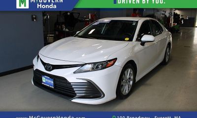 2022 Toyota Camry LE