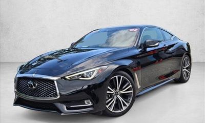 2022 Infiniti Q60 Luxe