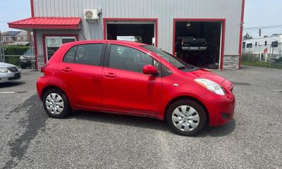 2011 Toyota Yaris Base