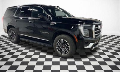 2025 GMC Yukon Elevation
