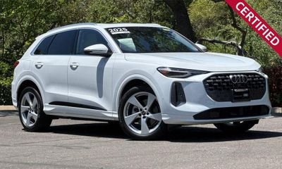 2025 Audi Q5 Quattro Prestige