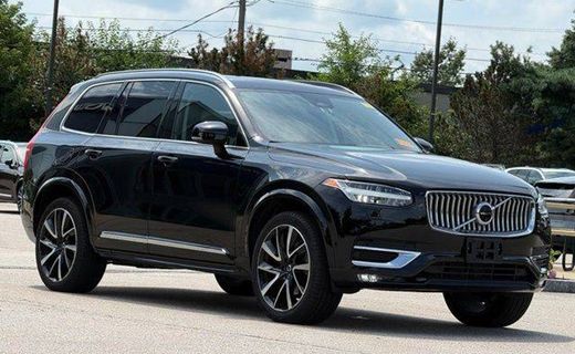 2023 Volvo XC90 Plus Bright