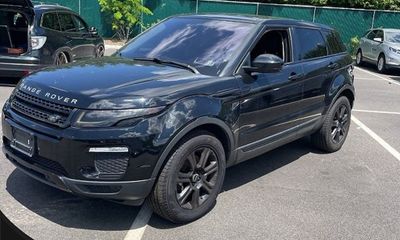 2019 Land Rover Range Evoque SE Premium