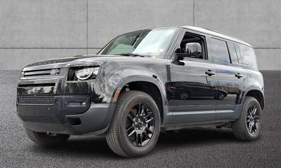 2026 Land Rover Defender 110 S