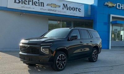 2025 Chevrolet Tahoe RST