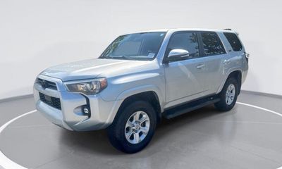 2023 Toyota 4RUNNER SR5 Prem