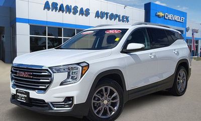 2024 GMC Terrain SLT