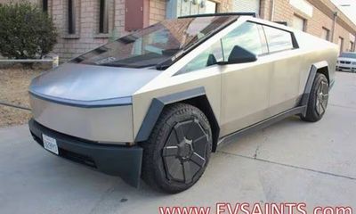 2024 Tesla Cybertruck Base