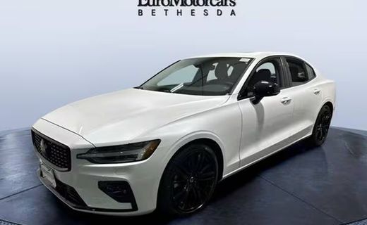 2023 Volvo S60 Plus Black Edition