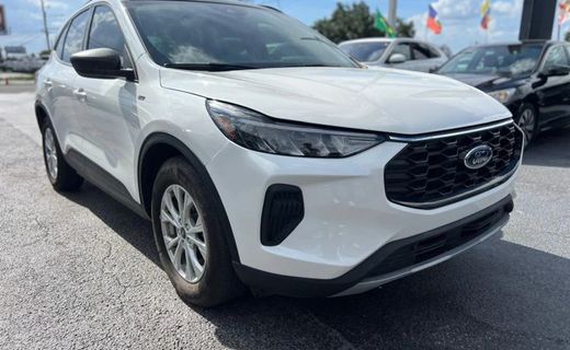 2025 Ford Escape ST Line