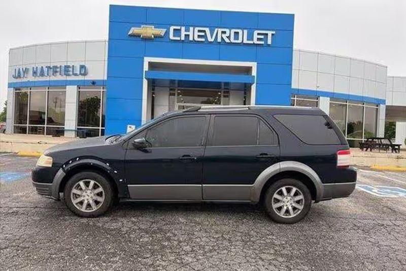 2008 Ford Taurus X — a typically priced live listing