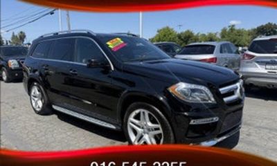 2015 Mercedes-Benz GL-Class GL550 4MATIC