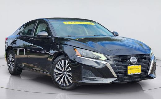2024 Nissan Altima SV