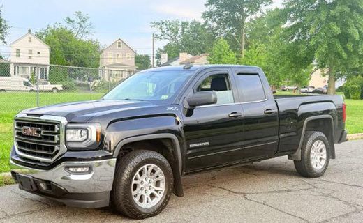 2018 GMC Sierra SLE