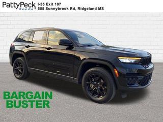 2024 Jeep Grand Cherokee Laredo