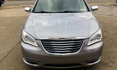 2014 Chrysler 200 Limited
