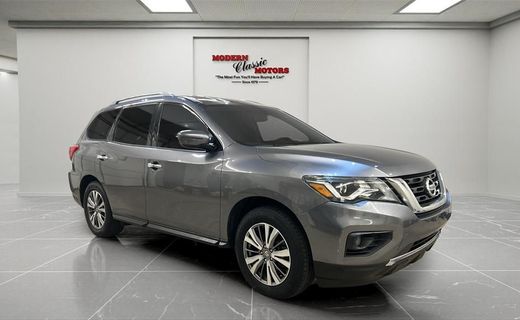 2020 Nissan Pathfinder SV