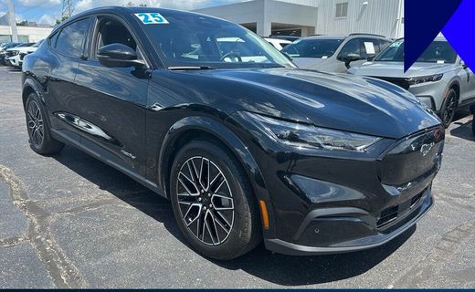 2025 Ford Mustang Mach-E Premium